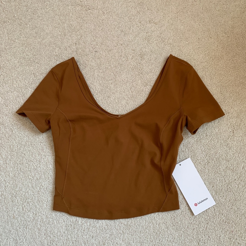 NWOT lululemon align tee